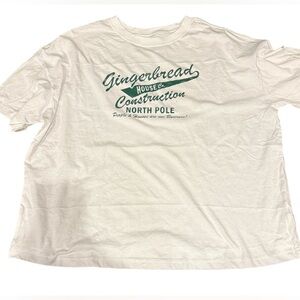 Gingerbread House Construction North Pole Graphic T-Shirt White Green XL NWT